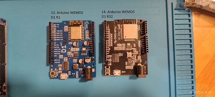 Zwei WEMOS D1 R1 und D1 R32 Mikrocontroller
