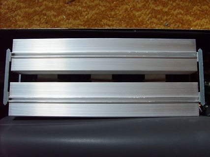 Metallische Kühlrippen oder Gehäuseteile