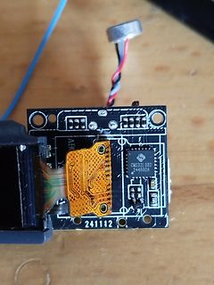 Leiterplatte mit CMS321032 Chip und Flexkabel