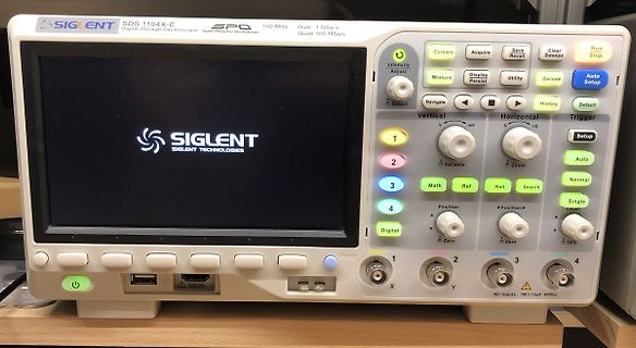 Siglent SDS 1104X-E Digitales Oszilloskop