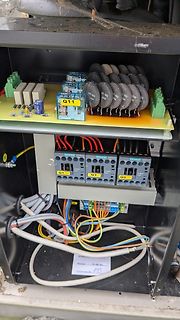 Schaltschrank mit Leistungselektronik und Siemens Sirius Schützen