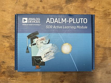 Verpackung eines ADALM-PLUTO SDR Moduls