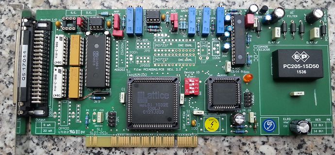 PCI-Leiterplatte mit Lattice FPGA und PC205-15D50 Chip