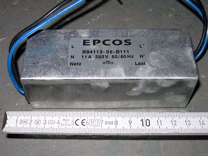 EPCOS Netztransformator mit Lineal