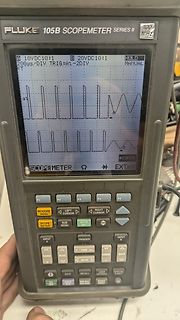 Fluke Scopemeter Series II mit Oszillogramm