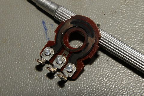 Elektrischer Schalter oder Kontaktbauteil