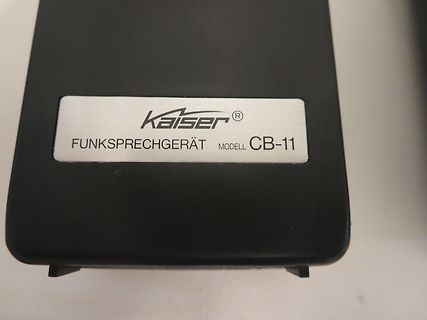 Typenschild eines Funksprechgeräts