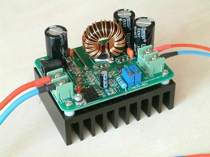 DC-DC Boost Converter auf Kühlkörper