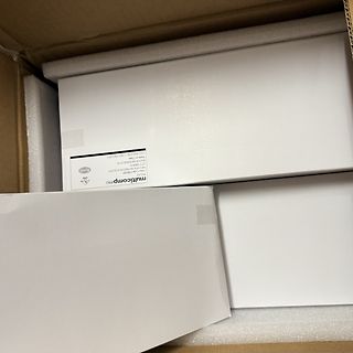 Verpackung eines Multicomp Pro Netzteils