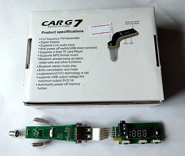 Verpackung und Platine eines Bluetooth-Car-Chargers