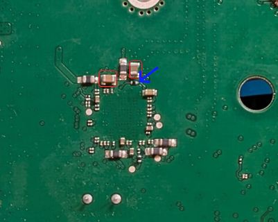 Nahaufnahme einer Leiterplatte mit SMD-Bauteilen