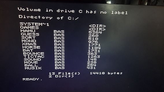 Foto eines Computerbildschirms mit Verzeichnisliste