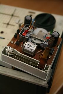Innenansicht eines elektronischen Geräts auf Leiterplatte