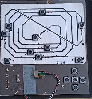 Prototyp eines Schalttests mit Tastern und Leiterbahnen