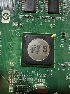 Nahaufnahme einer HP Leiterplatte mit LSI Chip