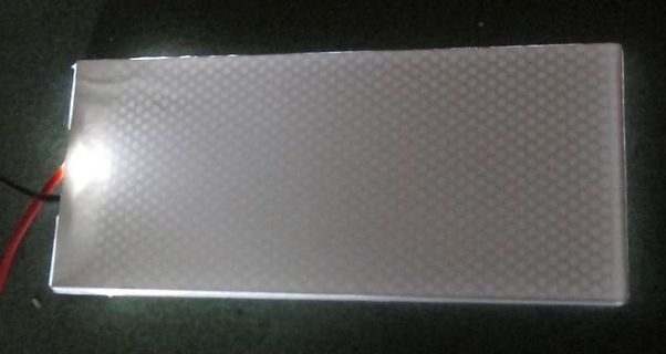 Lithium-Polymer Akku mit Kabeln