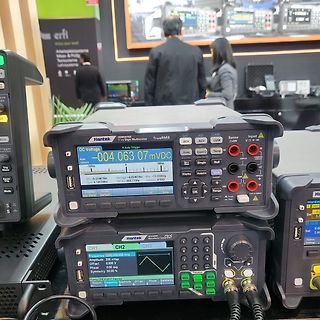 Hantek Messgeräte und Funktionsgenerator