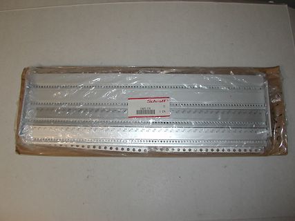 Schroff Schienenprofil in Plastikverpackung