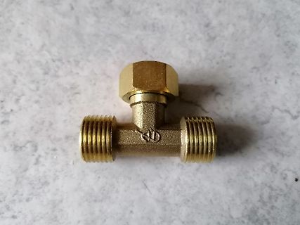 Messing-T-Stück mit Gewinden