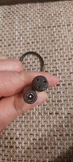 DC-Netzteilstecker und Buchse