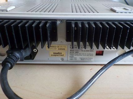 Rückseite eines Hameg Netzteils