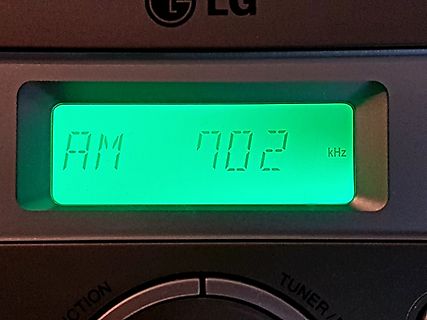 Display eines Radios mit Frequenzanzeige