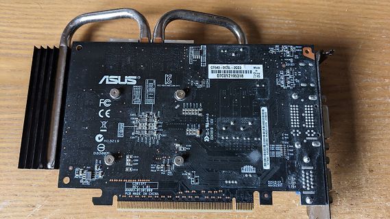 Rückseite einer ASUS Grafikkarte