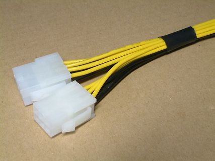 Stromversorgungskabel mit Molex-Steckern