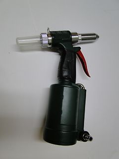 Handfeuerlöscher oder Druckluftgerät