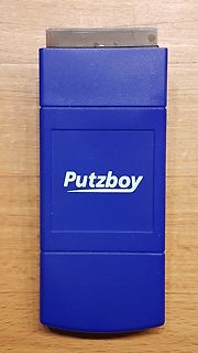 Blauer USB-Stick mit Aufschrift