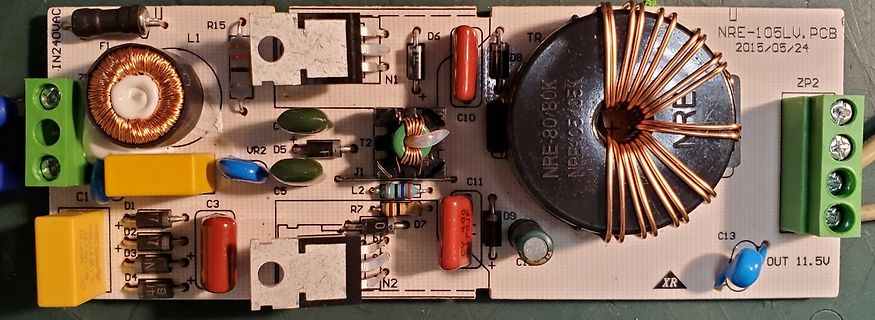 Bestückte Leiterplatte eines Schaltnetzteils