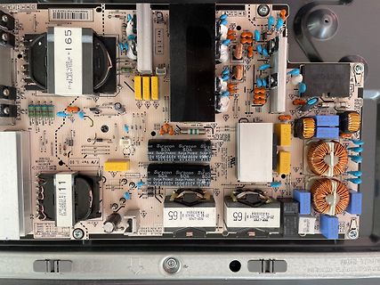 Bestückte Leiterplatte eines Netzteils