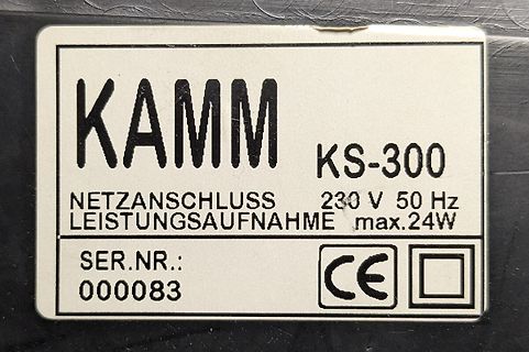 Typenschild eines KAMM KS-300 Geräts