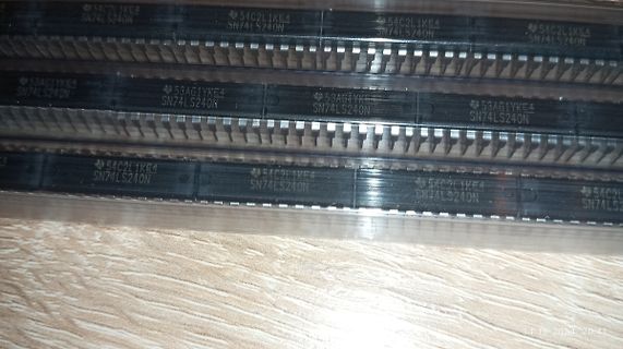 Integrierte Schaltkreise in DIP-Gehäuse
