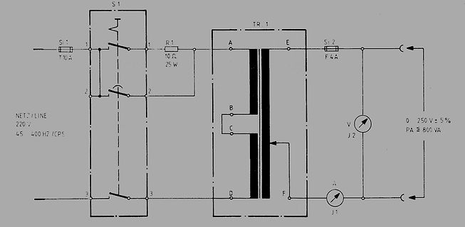 Schaltplan eines Transformators mit Sicherungen und Messgeräten
