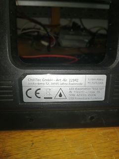 Typenschild eines LED Baustrahler