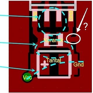 PCB-Layout Ausschnitt mit Kondensatorbeschriftungen