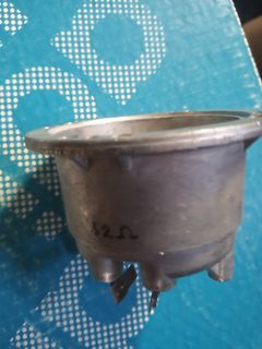 Metallgehäuse eines Bauteils mit Aufschrift