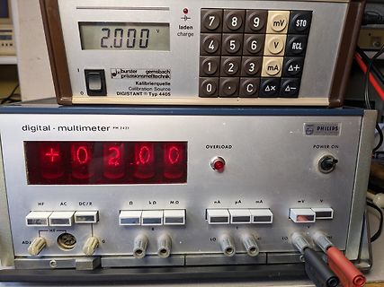 Kalibrierquelle und digitales Multimeter