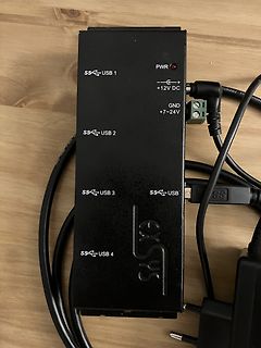 USB-Hub mit Netzteilanschluss