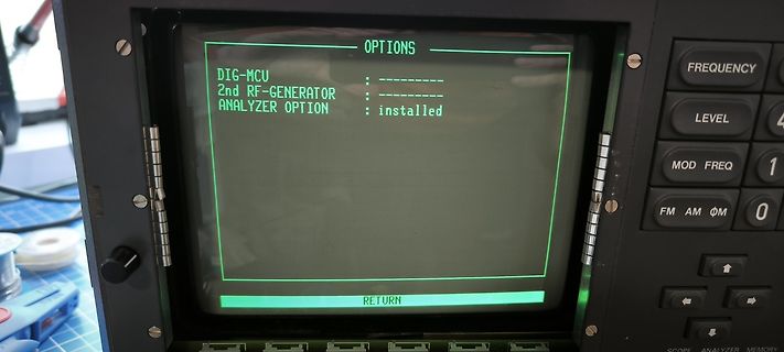 Display eines Messgeräts mit Optionen-Menü