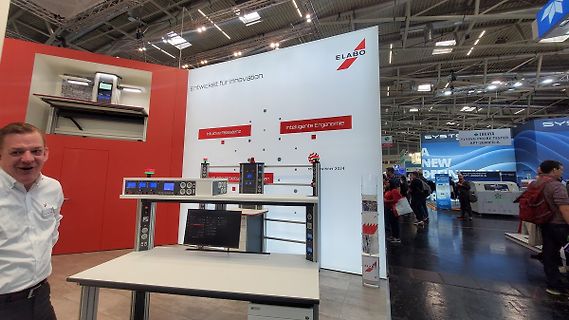 Messplatz und Messgeräte auf einer Messe