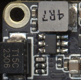 Makroaufnahme einer Leiterplatte mit SMD-Bauteilen