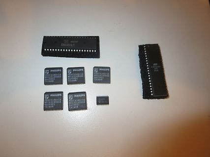 Verschiedene Mikrocontroller und ICs