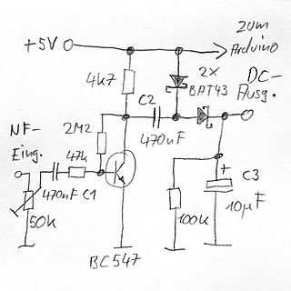 Handgezeichneter Schaltplan mit Transistor und Kondensatoren