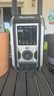 Makita Bluetooth DAB+ Radio