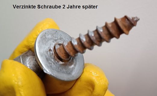 Verrostete verzinkte Schraube