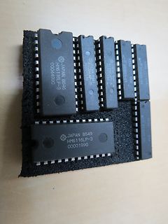 Mehrere HM6116LP-3 DRAM-Chips