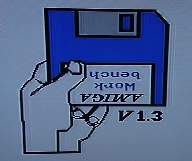 Abfotografierter Bildschirm mit Grafik einer Diskette