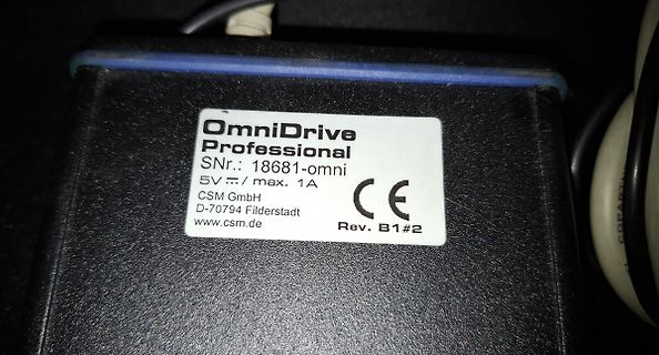 Etikett eines OmniDrive Professional Netzteils